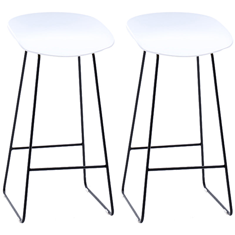 Contemporary Plastic Armless Bar Stool Low Back Bar Height Stool with Metal Frame