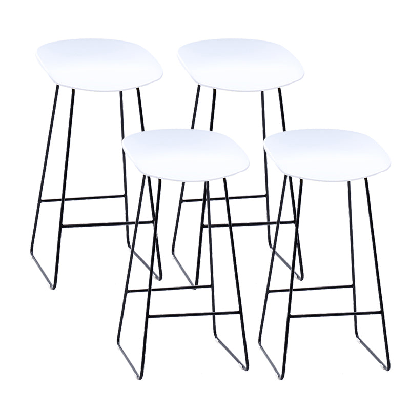 Contemporary Plastic Armless Bar Stool Low Back Bar Height Stool with Metal Frame