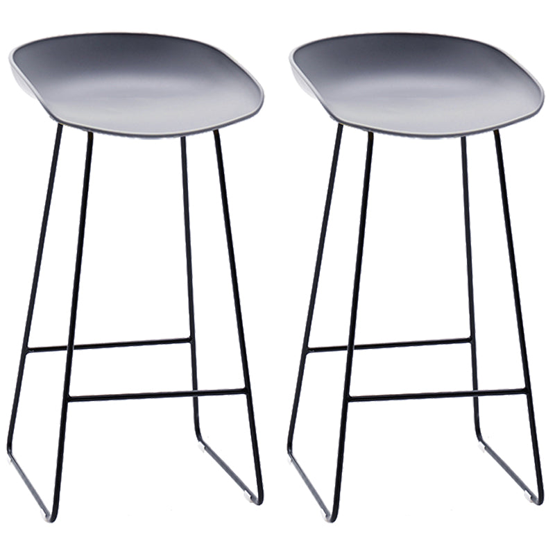 Contemporary Plastic Armless Bar Stool Low Back Bar Height Stool with Metal Frame