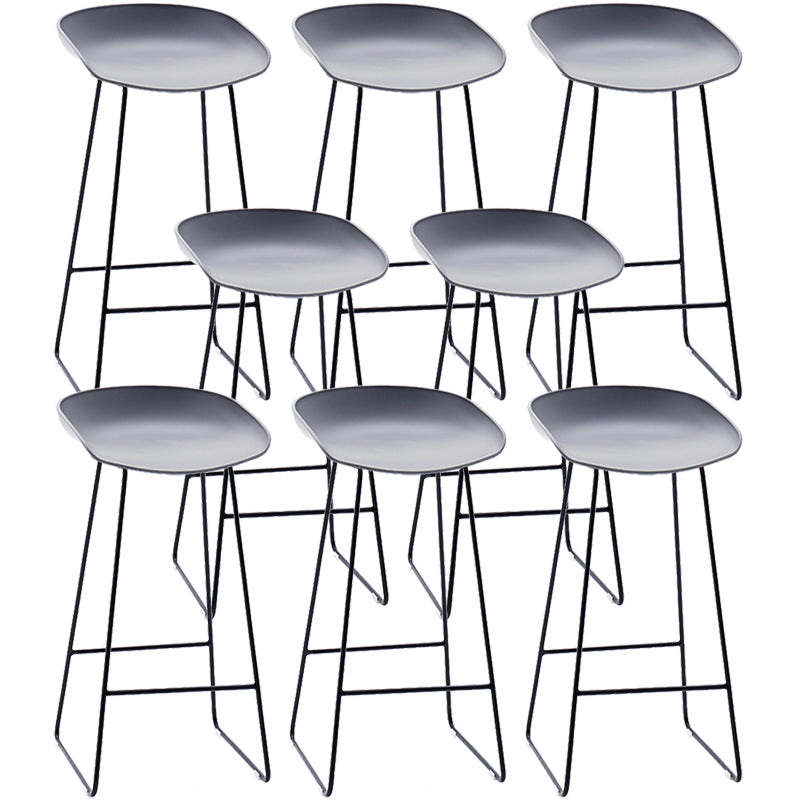 Contemporary Plastic Armless Bar Stool Low Back Bar Height Stool with Metal Frame