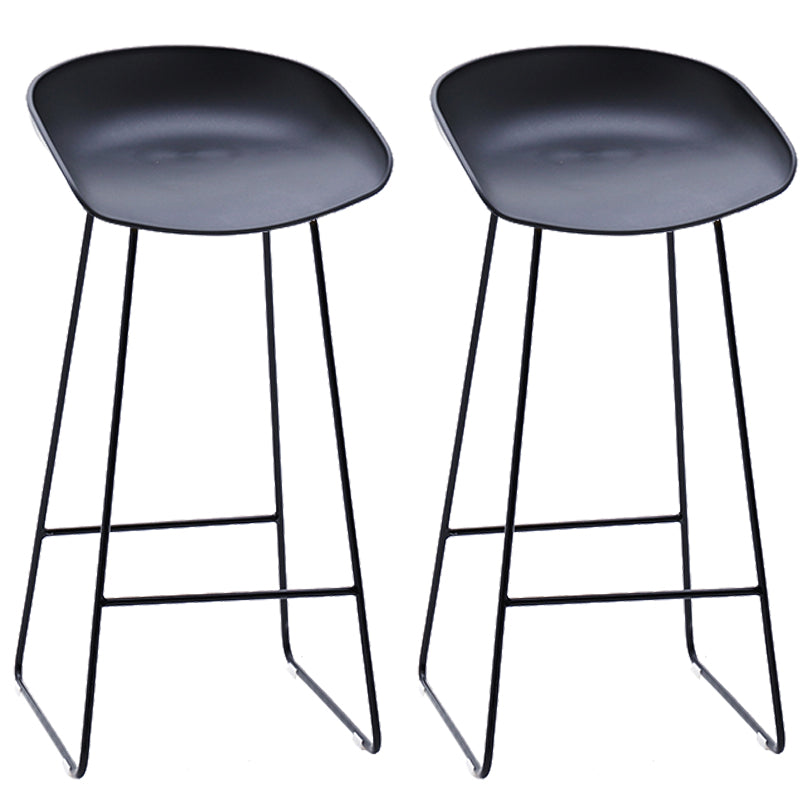 Contemporary Plastic Armless Bar Stool Low Back Bar Height Stool with Metal Frame