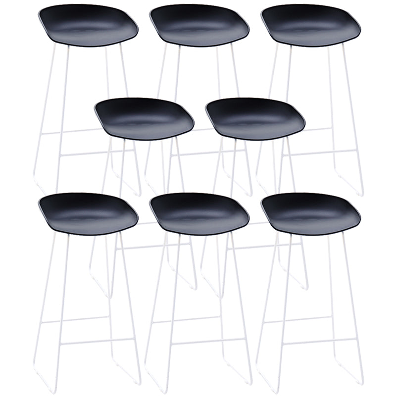 Contemporary Plastic Armless Bar Stool Low Back Bar Height Stool with Metal Frame