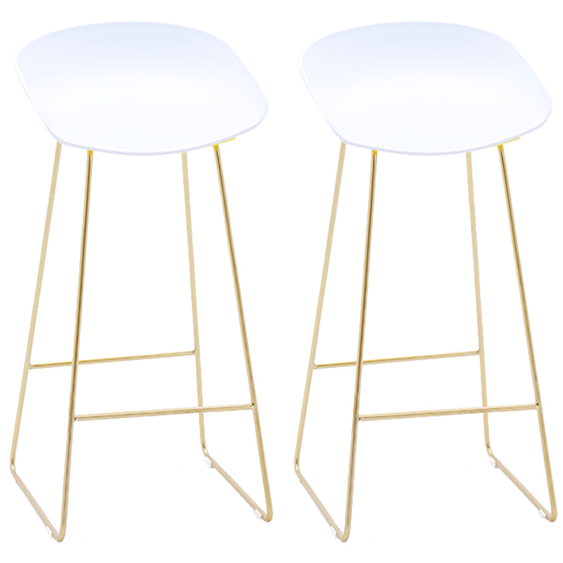 Contemporary Plastic Armless Bar Stool Low Back Bar Height Stool with Metal Frame