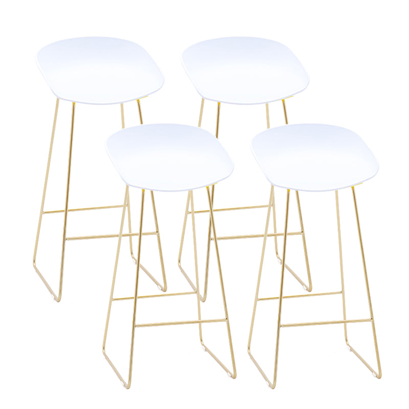 Contemporary Plastic Armless Bar Stool Low Back Bar Height Stool with Metal Frame
