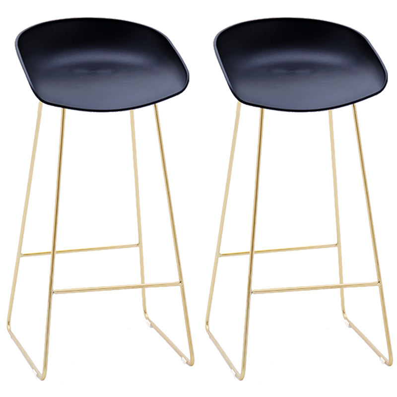 Contemporary Plastic Armless Bar Stool Low Back Bar Height Stool with Metal Frame