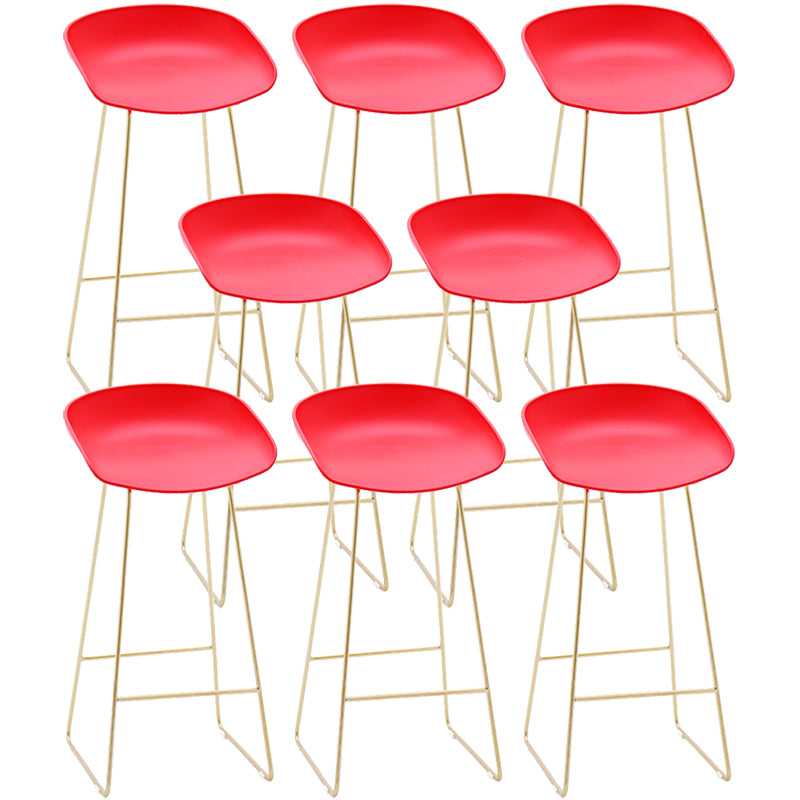 Contemporary Plastic Armless Bar Stool Low Back Bar Height Stool with Metal Frame