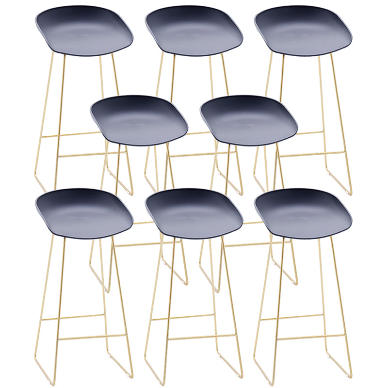 Contemporary Plastic Armless Bar Stool Low Back Bar Height Stool with Metal Frame