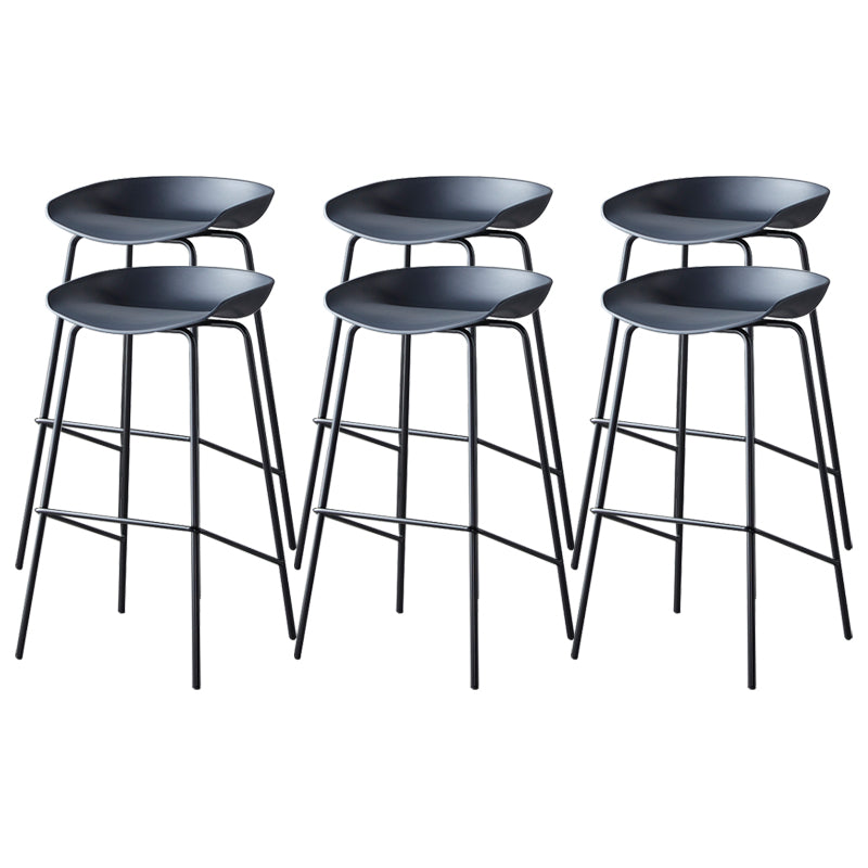 Contemporary Low Back Armless Bar Stool Plastic Bar Stool with Metal Legs