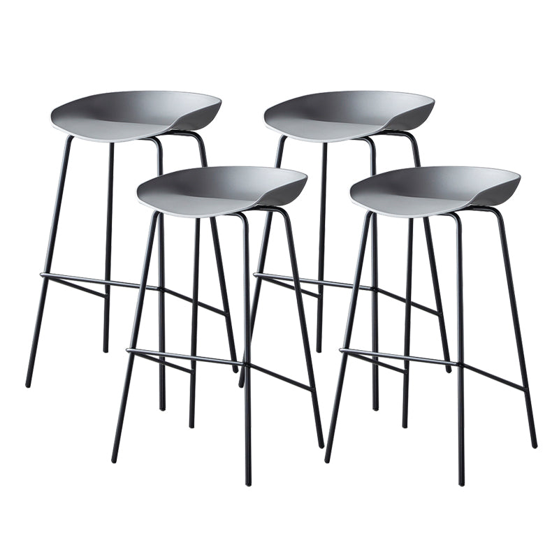 Contemporary Low Back Armless Bar Stool Plastic Bar Stool with Metal Legs