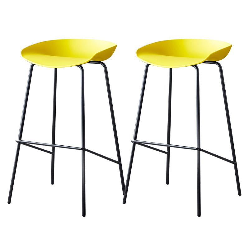 Contemporary Low Back Armless Bar Stool Plastic Bar Stool with Metal Legs