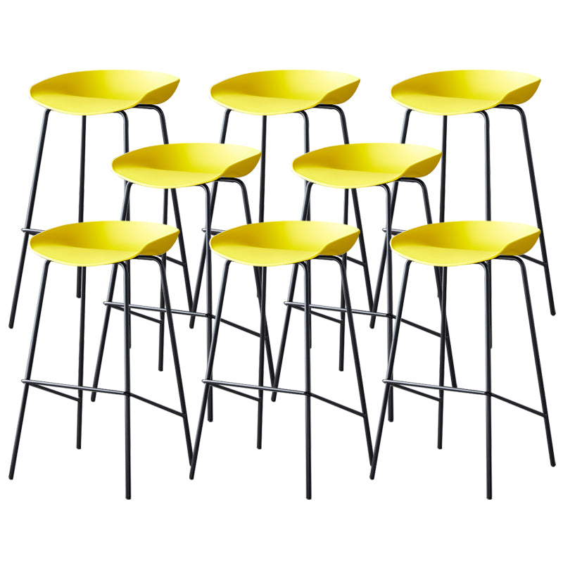 Contemporary Low Back Armless Bar Stool Plastic Bar Stool with Metal Legs