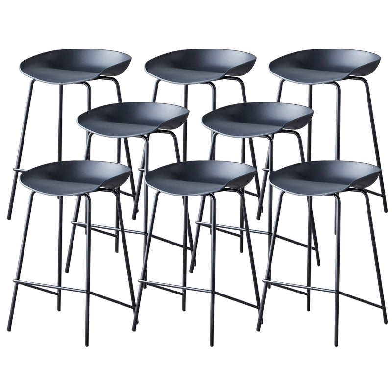 Contemporary Low Back Armless Bar Stool Plastic Bar Stool with Metal Legs