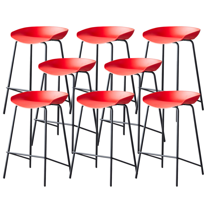 Contemporary Low Back Armless Bar Stool Plastic Bar Stool with Metal Legs