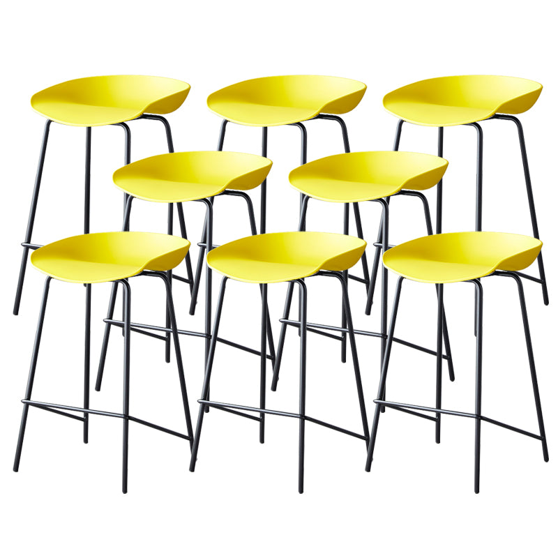 Contemporary Low Back Armless Bar Stool Plastic Bar Stool with Metal Legs