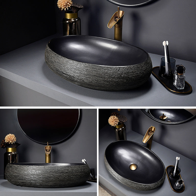 Modern Bathroom Sink Vitreous China Hand Painted Oval Vessel Lavatory Sink