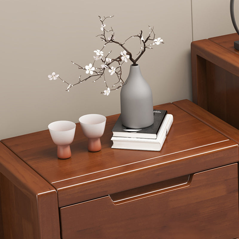 Contemporary Solid Wood Storage Chest Bedroom Chest with Drawers