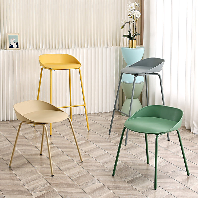 Indoor Plastic and Metal Bar Stool Modern Low Back Armless Bar Stool