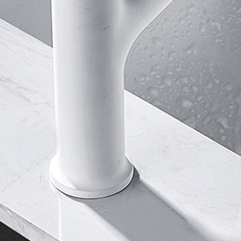 Modern Style Centerset Faucet Lever Handle Faucet for Bathroom