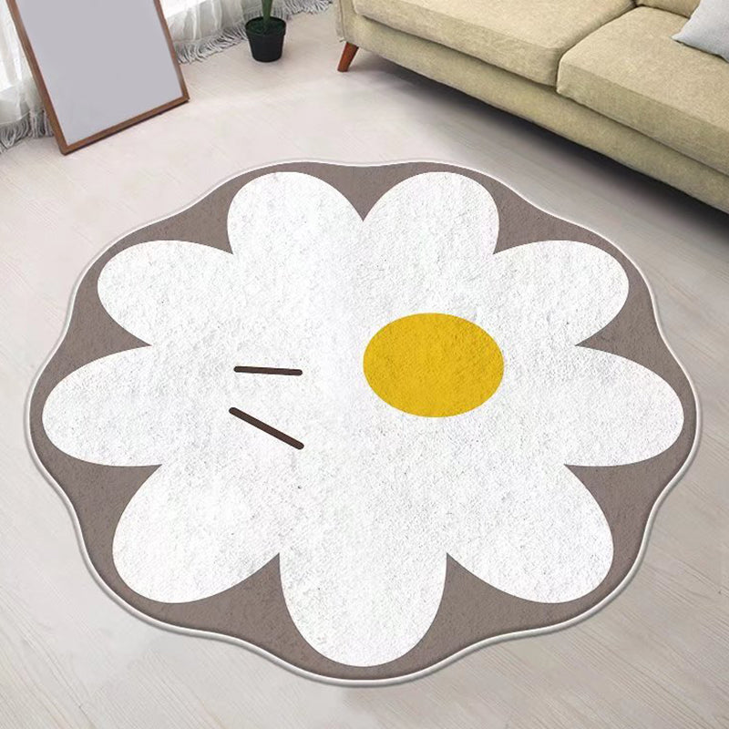 Yellow Modern Carpet Polyester Flower Carpet Stain Resistant Carpet for Home Decor