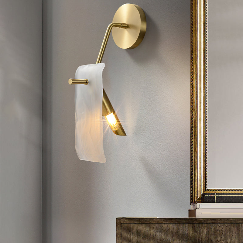 Metal Modern Wall Sconce Rectangle Shape Wall Light with Glass Shade for Bedroom
