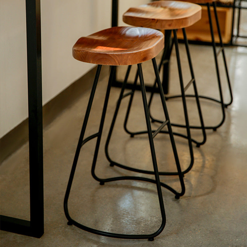 Glam Bar-height Table Solid Wood Bar Table with Black Base for Restaurant