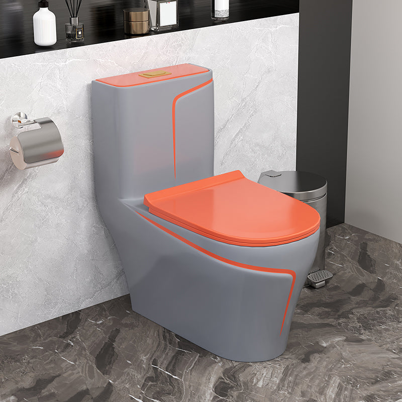 Traditional Flush Toilet Floor Mount One-Piece Toilet with Slow Close Seat