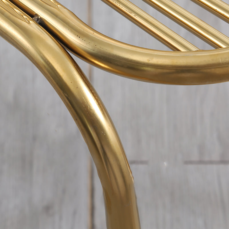 Basic Four Legs Lounge Chair Arms Included Solid Color Chair