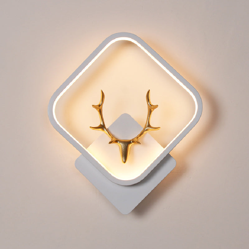 Modern Metal Wall Sconce Minimalist Linear LED Wall Light Fixture