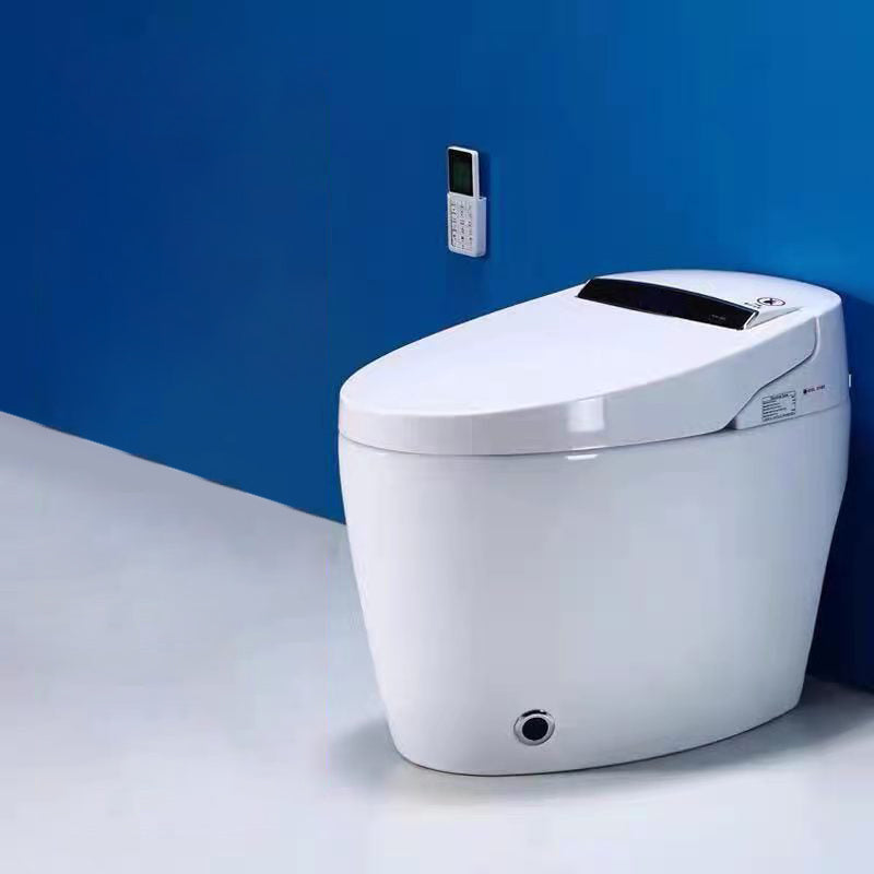 Modern One Piece Toilet Seat Included Floor Mounted Toilet Bowl for Washroom