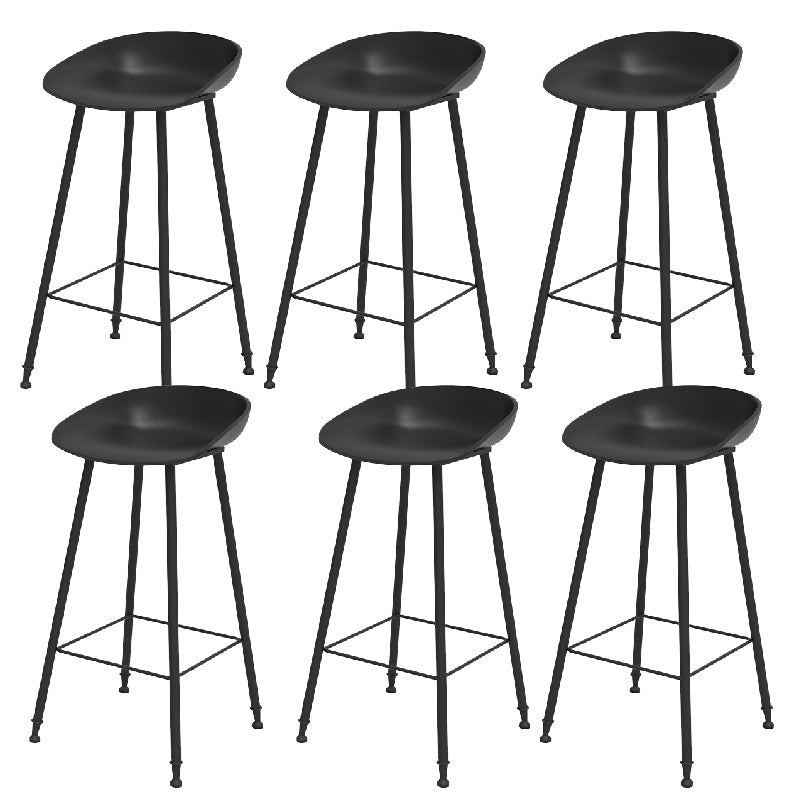 Luxurious Armless Counter High Stool Backrest Metal Bar Stool with Plastic Seat