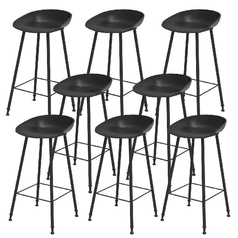 Luxurious Armless Counter High Stool Backrest Metal Bar Stool with Plastic Seat