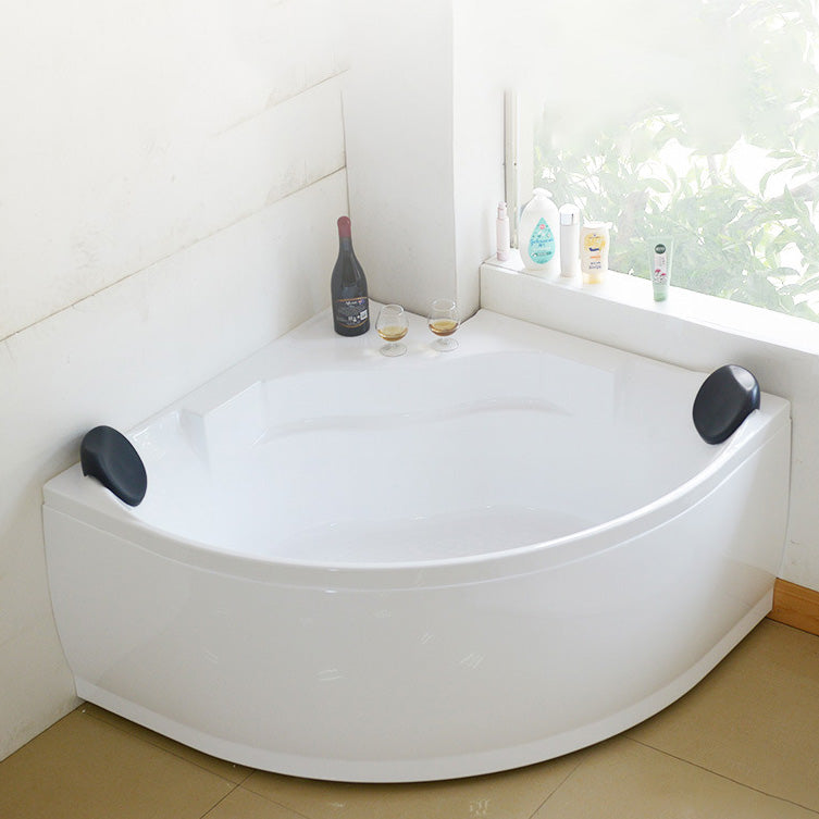 Bathroom Small Tub Modern Acrylic Corner Soaking Bathtub with Drain