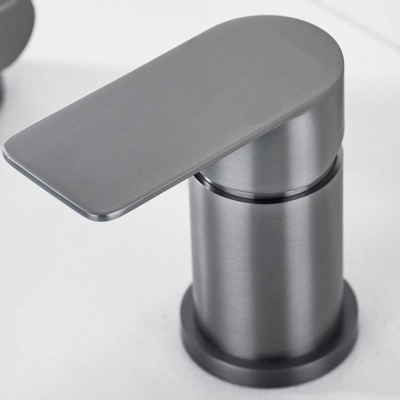 Modern Bathtub Faucet Deck Mounted Roman Tub Faucet Trim with Handshower