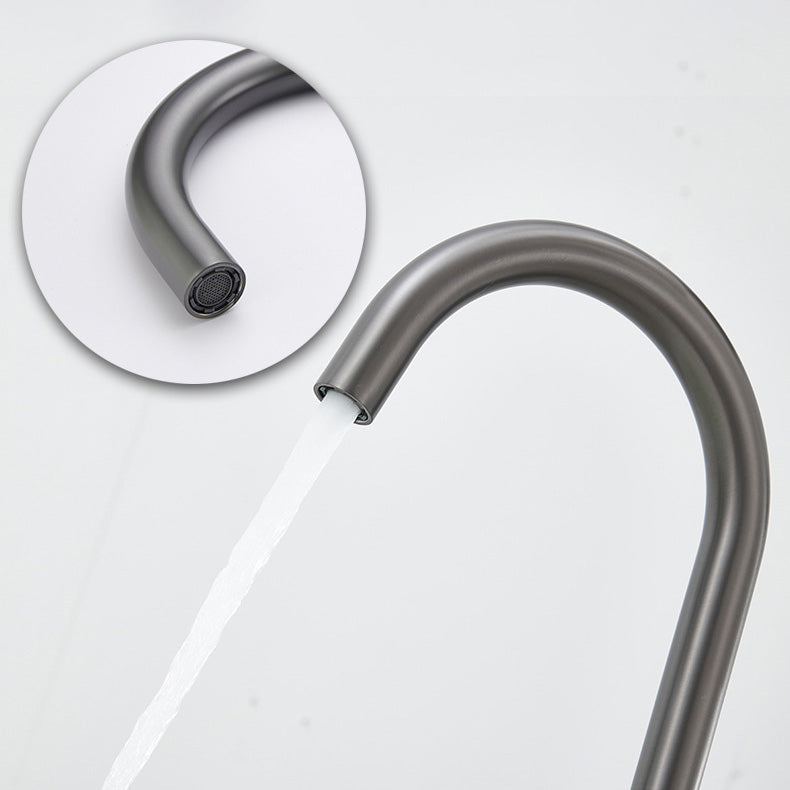 Floor Mounted Freestanding Tub Filler 1-Handle High Arc Tub Faucet