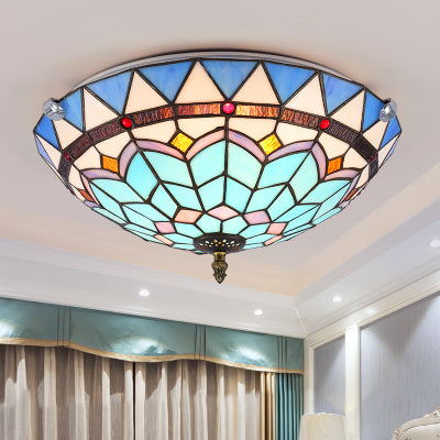12"/16"/19.5" W Stained Glass Bowl Flush Mount Ceiling Light Lodge 1/2/4 Light Flush Mount Light in Blue/Light Blue for Living Room