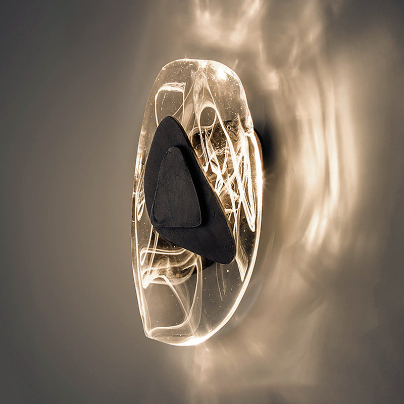 Metal Modern Wall Sconce Geometric Shape Wall Light with Glass Shade for Living Room