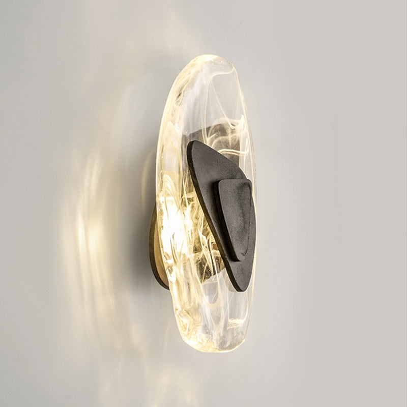 Metal Modern Wall Sconce Geometric Shape Wall Light with Glass Shade for Living Room