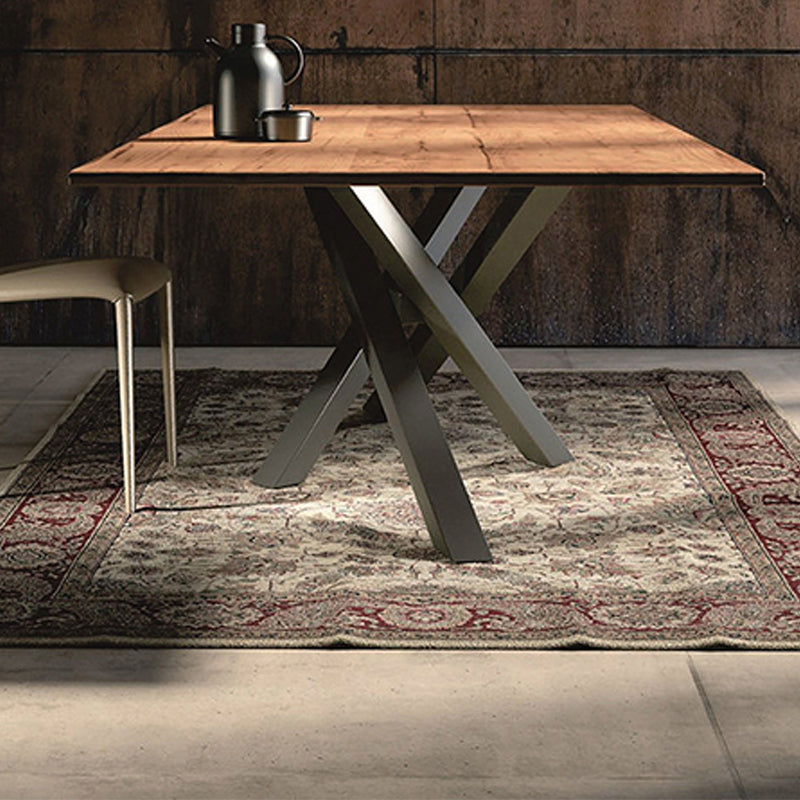 Rectangle Black Base Dining Table Modern Pine Wood Table for Kitchen Use