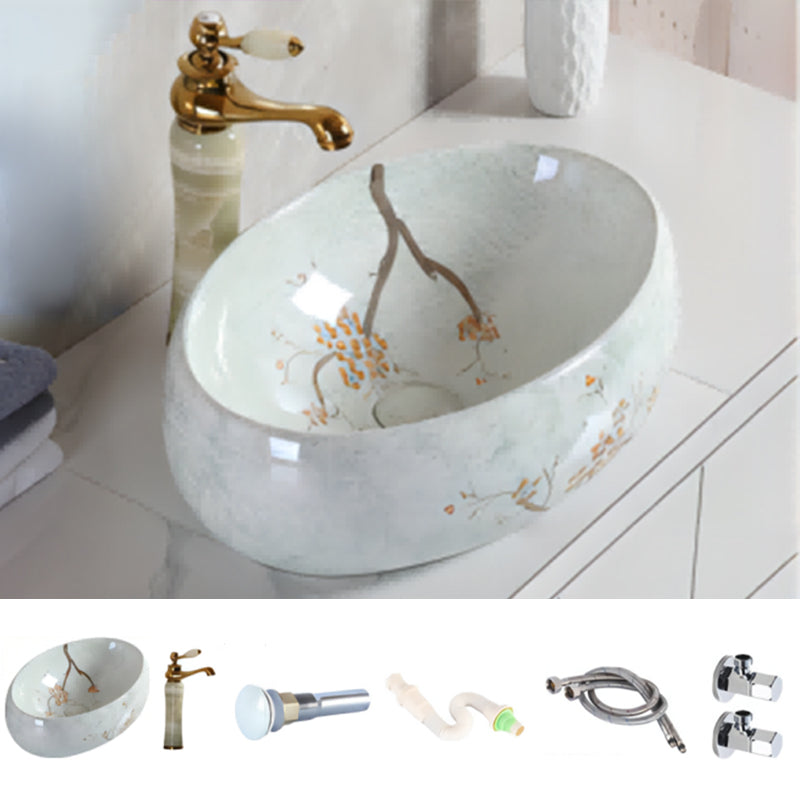 Traditional Bathroom Sink with Single Faucet Hole Porcelain Round Vessel