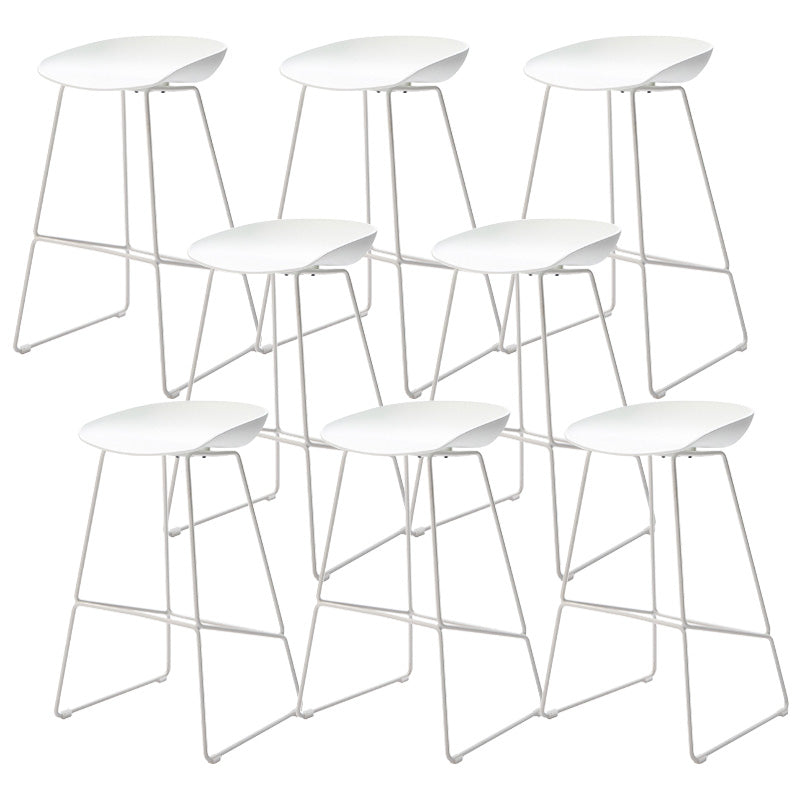 Scandinavian Style Barstool Plastic Low Back Bar Stool with Footrest