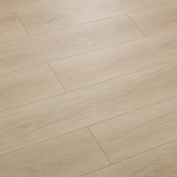 Light Wooden Laminate Plank Flooring Scratch Resistant Laminate Floor