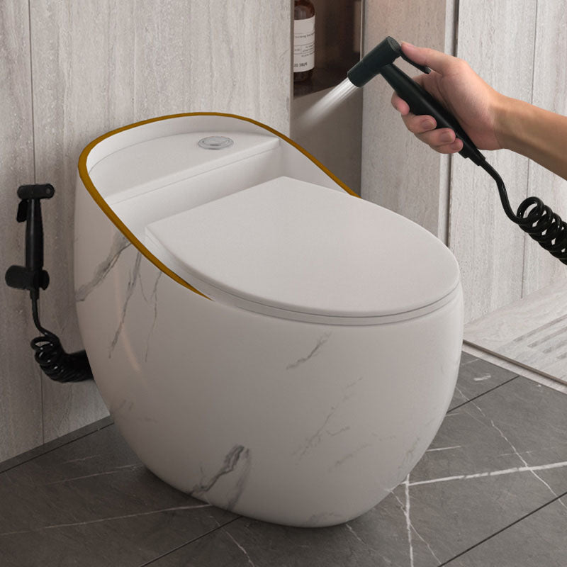 Concealed Tank Toilet Modern Siphon Jet One-Piece Toilet with Slow Close Seat