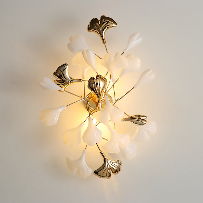 2 / 3 - Light Ginkgo Leaf Shape Wall Light Iron and Plastic Wall Sconce in Gold and White