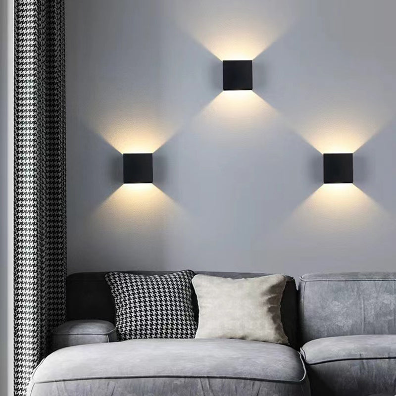 Square Shape Wall Lighting Modern Style Metal 2 Lights Sconce in Black/White