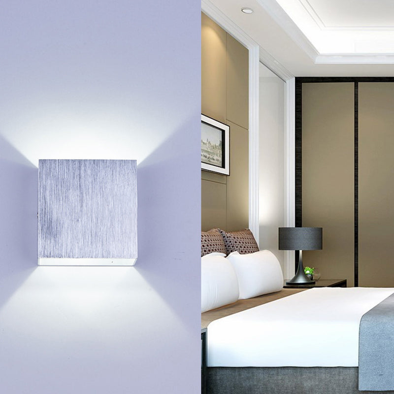 Square Shape Wall Lighting Modern Style Metal 2 Lights Sconce in Black/White