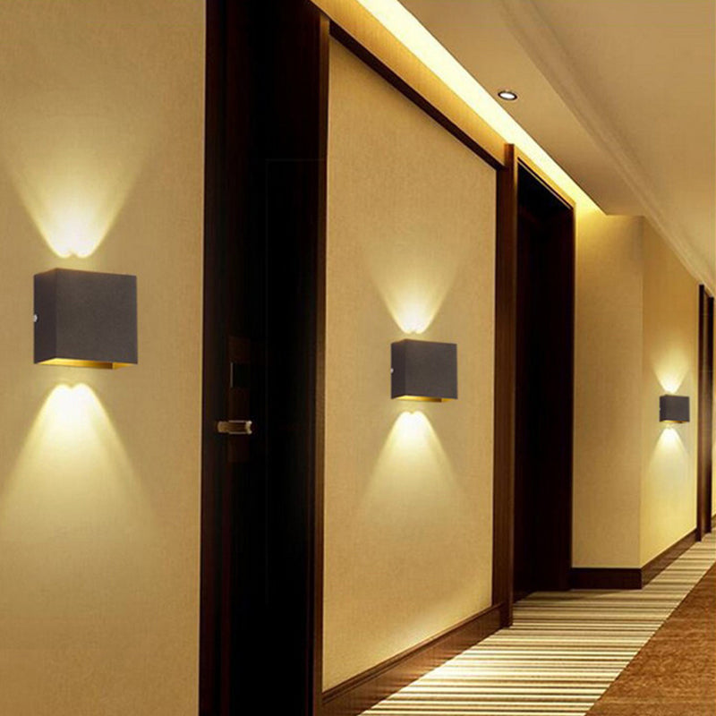 Square Shape Wall Lighting Modern Style Metal 2 Lights Sconce in Black/White