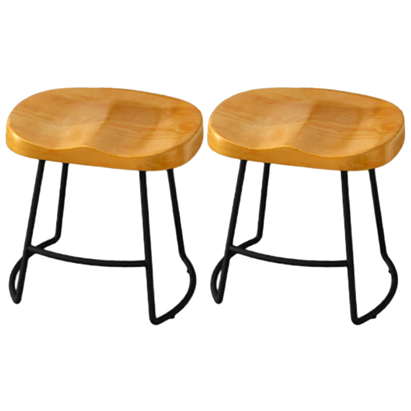 Modern Armless Backless Counter Stool Pine Wood Bar Stool with Pedal for Cafe