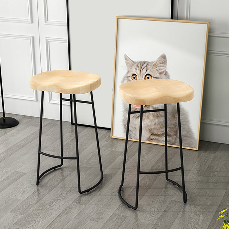 Modern Armless Backless Counter Stool Pine Wood Bar Stool with Pedal for Cafe