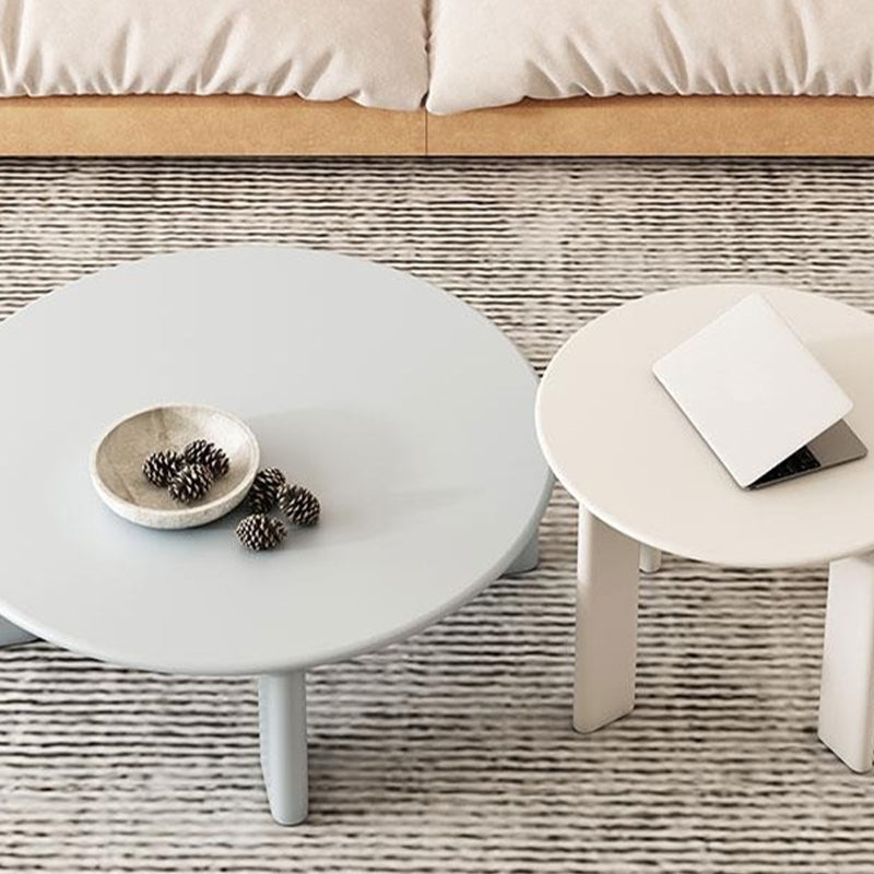 Scandinavian Solid Wood Cocktail Table Round 4 Legs Coffee Table Set