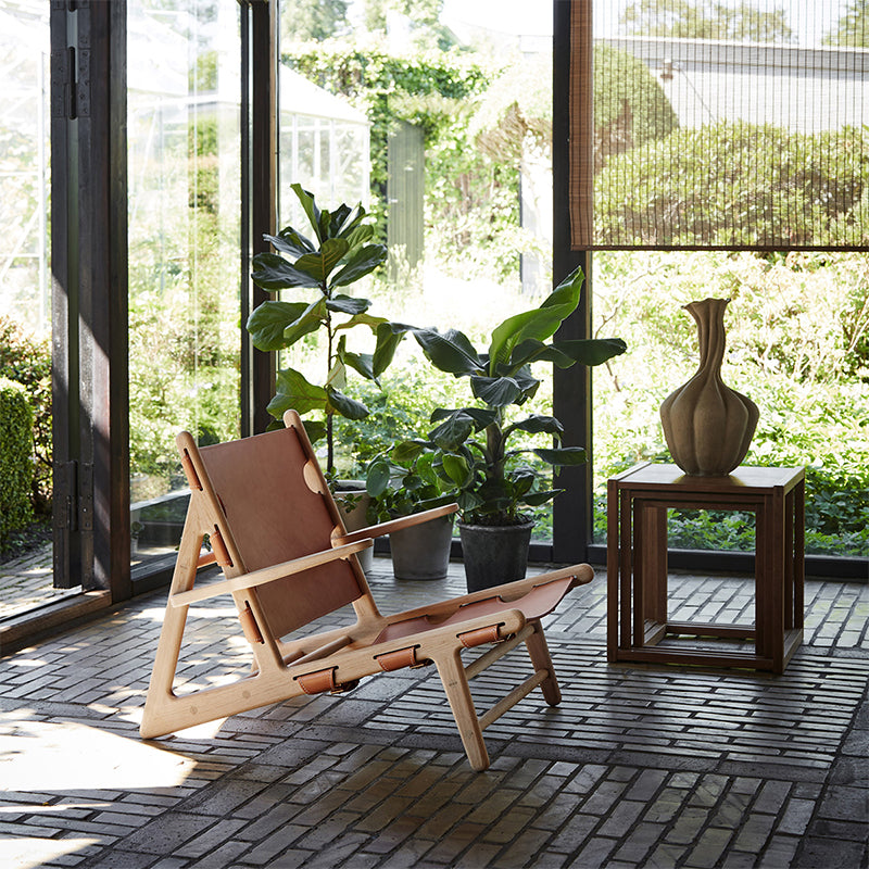 Solid Wood Frame Lounge Chair Arms Include Chair for Living Room